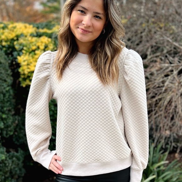 Embossing Textured Sweatshirt - Picture 1 of 1